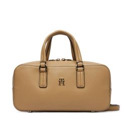 Torebka Tommy Hilfiger. Brązowe torebki klasyczne Tommy Hilfiger, bez wzorów, klasyczne, bez dodatków. Za 649.99 zł.