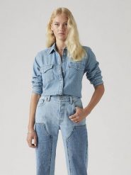 Levi's Koszula dżinsowa w kolorze błękitnym rozmiar: L. Niebieskie koszule Levi's, l, bez wzorów, bez kołnierzyka, bez ramiączek. Za 174.95 zł.