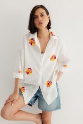 KOSZULA TRINI BIAŁA One size - Flawless. Białe koszule Flawless, s, z aplikacjami, z bawełny, bez kołnierzyka, bez ramiączek. Za 386.00 zł.