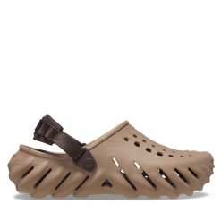 Klapki Crocs. Brązowe klapki Crocs, bez wzorów, bez obcasa, bez zapięcia. Za 219.99 zł.