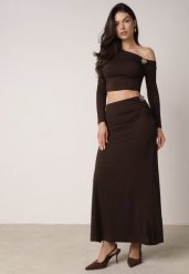 Brązowy Marszczony Komplet z Kwiatowymi Aplikacjami Bluzka i Spódnica Bervisse. Brązowe bluzki Born2be, s, z aplikacjami, eleganckie, bez kołnierzyka, bez ramiączek. Za 159.99 zł.