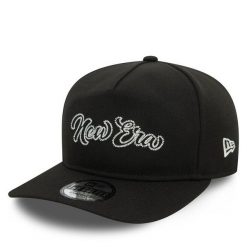 Czapka z daszkiem New Era. Czarne czapki z daszkiem New Era, bez wzorów. Za 109.99 zł.