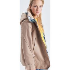 Kurtka z kapturem - Beżowy. Kurtki marki Cropp. Za 189.99 zł.