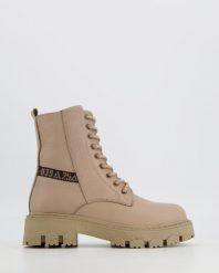 BEŻOWE BOTKI DAMSKIE 22124 BEIGE. Brązowe botki Venezia, bez wzorów, ze skóry, bez obcasa, bez zapięcia. Za 329.00 zł.