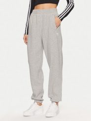 Adidas Spodnie dresowe Essentials Fleece IY9638 Szary Loose Fit. Szare spodnie dresowe adidas, bez wzorów, z bawełny. Za 189.99 zł.
