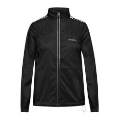 Kurtka damska DIADORA L. LIGHTWEIGHT WIND JACKET. Czarne kurtki do biegania Diadora, l, bez wzorów, z poliamidu, bez kaptura, do biegania. Za 69.99 zł.