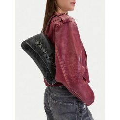 Torebka Guess Jeans. Czarne torebki klasyczne Guess Jeans, z aplikacjami, z jeansu, klasyczne, bez dodatków. Za 229.99 zł.