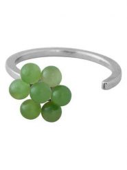 Design Letters Srebrny pierścionek ''My Flower'' z jadeitami rozmiar: onesize. Szare pierścionki Design Letters, z jadeitem, srebrne. Za 82.99 zł.