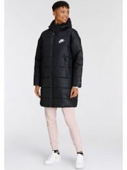 Nike Płaszcz zimowy w kolorze czarnym rozmiar: L. Czarne płaszcze Nike, na zimę, l, bez wzorów, z puchu, bez kaptura. Za 485.44 zł.