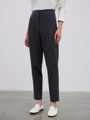 BGN Spodnie w kolorze antracytowym rozmiar: 40. Czarne spodnie materiałowe BGN, bez wzorów, z materiału, z podwyższonym stanem. Za 126.15 zł.