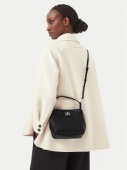 Calvin Klein Torebka Mix Media Crossbody LV04F3885G Czarny. Czarne torebki klasyczne Calvin Klein, bez wzorów, ze skóry, bez dodatków. Za 489.99 zł.