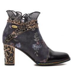Botki Laura Vita. Czarne botki LAURA VITA, bez wzorów, bez obcasa, na słupku, bez zapięcia. Za 399.99 zł.
