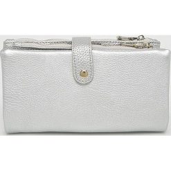 Answear - Portfel. Szare portfele ANSWEAR, z materiału. W wyprzedaży za 59.90 zł.