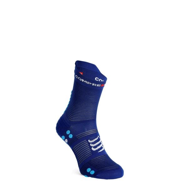 Skarpety do biegania Compressport Pro Racing Socks v4.0 Run High. Niebieskie skarpetki Compressport, bez wzorów. Za 93.99 zł.