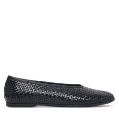 Baleriny Vagabond Shoemakers. Czarne baleriny Vagabond Shoemakers, bez wzorów, bez obcasa, bez zapięcia. Za 609.99 zł.