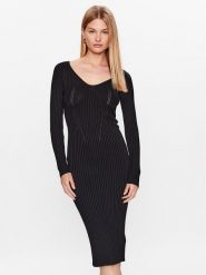 Guess Sukienka dzianinowa W3YK21 Z2U00 Czarny Slim Fit. Czarne sukienki Guess, l, z aplikacjami, z dzianiny, bez kołnierzyka, bez ramiączek. Za 379.99 zł.