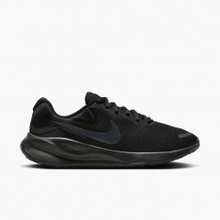 Tenisówki Nike Model Revolution 7 Kolor Czarny. Czarne trampki Nike, bez wzorów, z materiału, sportowe, bez zapięcia, nike revolution. Za 315.00 zł.
