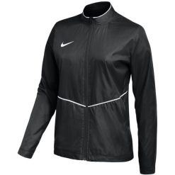Kurtka damska Nike Park 26 Rain, wodoodporna, 100% poliester z recyklingu. Czarne kurtki Nike, bez wzorów, z poliesteru, klasyczne, bez kaptura. Za 141.99 zł.