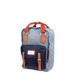 Plecak na laptopa Doughnut Macaroon Earth Tone - washed denim/nautical. Niebieskie plecaki Doughnut, bez wzorów, z denimu, bez dodatków. Za 282.99 zł.