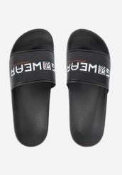 Gwear Klapki - Czarny - EU 37. Czarne klapki GORILLA WEAR, bez wzorów, bez obcasa, bez zapięcia. Za 175.00 zł.