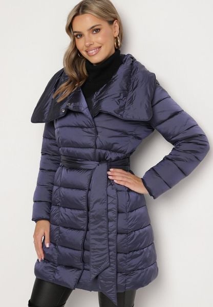 Granatowa Kurtka Pikowana Nikessa. Niebieskie kurtki Born2be, na zimę, l, z aplikacjami, z tkaniny, bez kaptura. Za 169.99 zł.