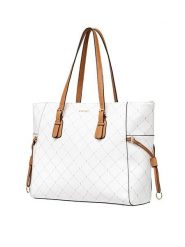 Puccini Shopper bag w kolorze białym - 30 x 43 x 12 cm rozmiar: onesize. Białe shopper bag Puccini, bez wzorów, z materiału, na ramię, bez dodatków. Za 193.70 zł.