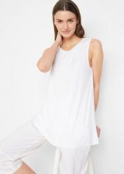 Długi top z miękkiej wiskozy (2 szt.). Białe topy bonprix, bez wzorów, z wiskozy, bez kołnierzyka, bez ramiączek. Za 79.98 zł.
