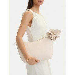 Torebka GINO ROSSI. Białe torebki klasyczne Gino Rossi, bez wzorów, klasyczne, bez dodatków. Za 229.99 zł.