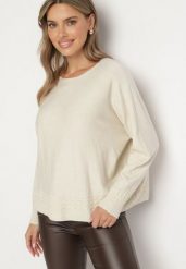 Jasnobeżowy Klasyczny Sweter z Bawełną i Wiskozą z Dekoltem w Łódkę Ciathaliea. Brązowe swetry Born2be, xl, z aplikacjami, z bawełny, eleganckie, bez ramiączek. W wyprzedaży za 67.99 zł.