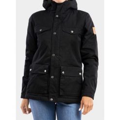 Kurtka zimowa damska Fjallraven Greenland Winter Jacket. Czarne kurtki Fjällräven, na zimę, bez wzorów, sportowe, bez kaptura. Za 1,112.99 zł.