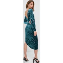 Patrizia Pepe sukienka mini dopasowana. Niebieskie sukienki Patrizia Pepe, bez wzorów, z dzianiny, z asymetrycznym kołnierzem, bez ramiączek, maxi, asymetryczne. Za 1,189.90 zł.