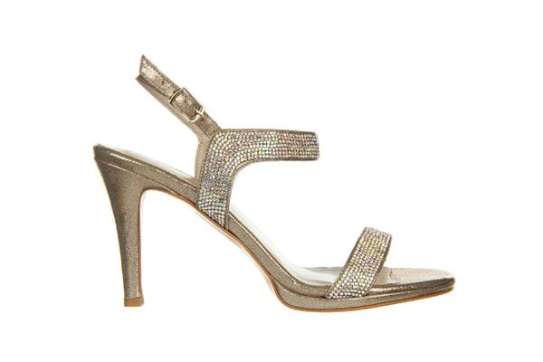 Sandały Bayla-187 587-536 Gold 22 187050, Złoty, Skóra ekologiczna - 37. Żółte sandały Bayla, bez wzorów, z materiału, bez obcasa, bez zapięcia. W wyprzedaży za 134.10 zł.