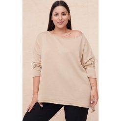 Sweter Damski Smoothie Plus Size Jasny Beż. Swetry blue shadow, plus size, bez wzorów, z bawełny, plus size, bez ramiączek. Za 249.90 zł.