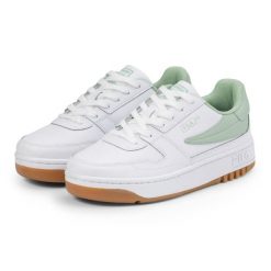 Buty damskie FILA Fxventuno L. Białe buty sportowe lifestyle Fila, bez wzorów, bez zapięcia. Za 259.99 zł.