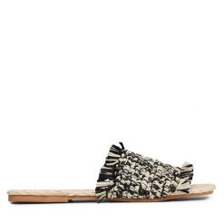 Klapki Manebi. Czarne klapki Manebi, bez wzorów, bez obcasa, bez zapięcia. Za 429.99 zł.