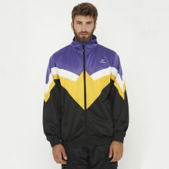Lekka kurtka Loose do biegania czarno-okrągła. Brązowe kurtki do biegania LEGEA, xl, bez wzorów, z materiału, do biegania. Za 116.00 zł.