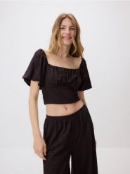Bluzka z haftem - ciemnobrązowy. Brązowe bluzki Reserved, l, bez wzorów, z dzianiny, bez kołnierzyka, bez ramiączek. Za 79.99 zł.