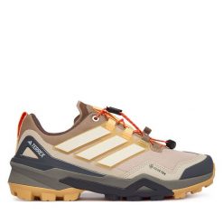 Trekkingi adidas. Brązowe buty trekkingowe adidas, z gore-texu, bez zapięcia. Za 699.99 zł.