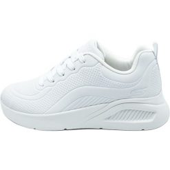Buty Kobieta Skechers Bobs Buno How Sweet biały. Białe buty treningowe Skechers, bez wzorów, z syntetyku, bez zapięcia, trekkingowe. Za 490.00 zł.