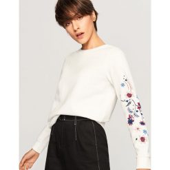 Bluza z ozdobnymi rękawami - Kremowy. Bluzy marki DOMYOS. W wyprzedaży za 39.99 zł.