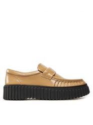 Clarks Półbuty Torhill Mocc 26179353 Beżowy. Brązowe półbuty wsuwane Clarks, bez wzorów, z lakierowanej skóry, bez obcasa, na płaskiej podeszwie. Za 299.99 zł.