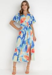 Niebieska Sukienka Alemitheme. Niebieskie sukienki Born2be, m, bez wzorów, z materiału, bez kołnierzyka, bez ramiączek, midi, kopertowe. Za 179.99 zł.