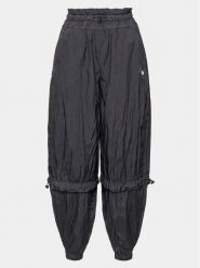 Deha Spodnie dresowe D83876 Czarny Relaxed Fit. Czarne spodnie dresowe Deha, bez wzorów, z dresówki. Za 269.99 zł.
