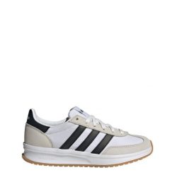 Buty RUN 70s 2.0. Białe buty trekkingowe adidas, bez wzorów, ze skóry, bez zapięcia, trekkingowe. Za 299.00 zł.