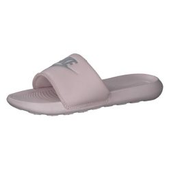 Sandały Kobieta Nike Victori One róża. Czerwone sandały Nike, bez wzorów, z materiału, bez obcasa, bez zapięcia. Za 228.00 zł.