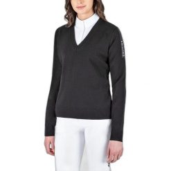 Damski sweter v-neck Equiline Cinoc. Czarne swetry EQODE BY EQUILINE, na zimę, bez wzorów, bez ramiączek. Za 634.00 zł.