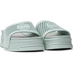 Klapki damskie miętowe Liu Jo Cecy 08. Zielone klapki Liu Jo, bez wzorów, bez obcasa, bez zapięcia. Za 269.99 zł.