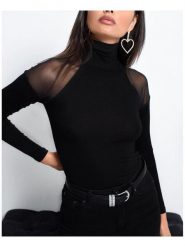 Milan Kiss Bluzka w kolorze czarnym rozmiar: M. Czarne bluzki Milan Kiss, m, bez wzorów, bez kołnierzyka, bez ramiączek. Za 104.99 zł.