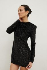 Sukienka z cekinami w kolorze BLACK- CONFETTI. Czarne sukienki Marsala, na imprezę, l, bez wzorów, z elastanu, eleganckie, bez kołnierzyka, bez ramiączek, mini, dopasowane. Za 339.90 zł.