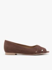 Brązowe baleriny peep toe. Brązowe baleriny Ryłko, bez wzorów, ze skóry, eleganckie, z okrągłym noskiem, bez obcasa, na płaskiej podeszwie, bez zapięcia. Za 399.99 zł.